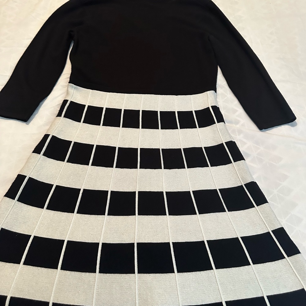Black and white casual dress